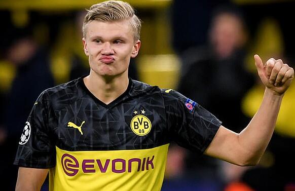 与战马汇聚